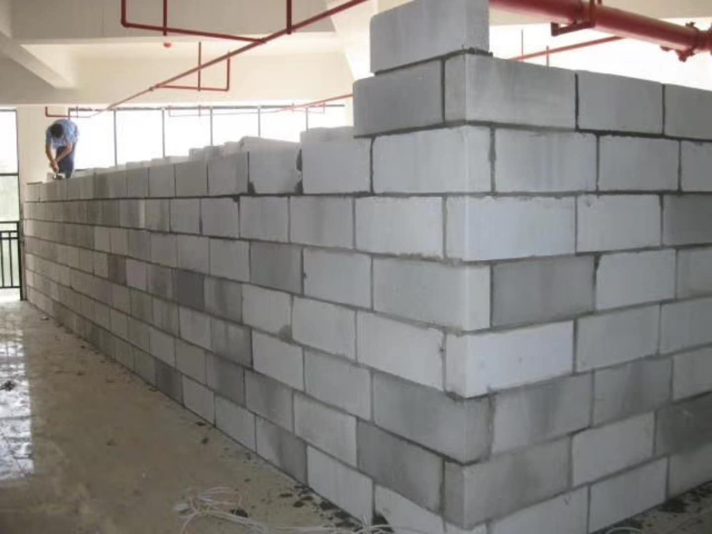 洮北蒸压加气混凝土砌块承重墙静力和抗震性能的研究